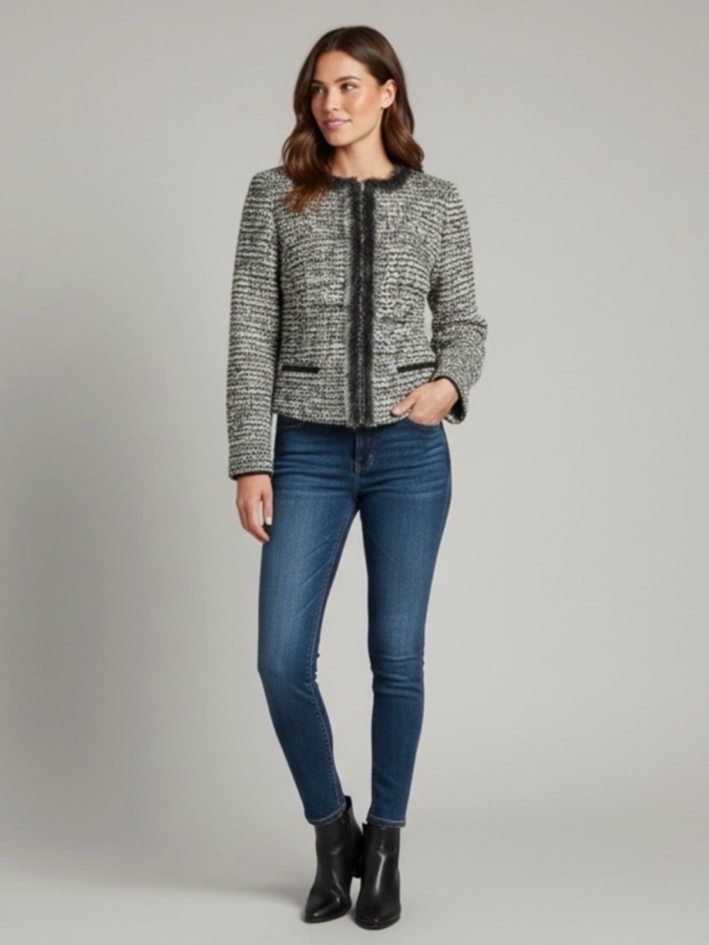 Stella & Jamie Women's Medium Tweed Faux Fur Trim Zip Jacket Cropped Black Cream